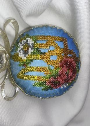 Новогодние игрушки