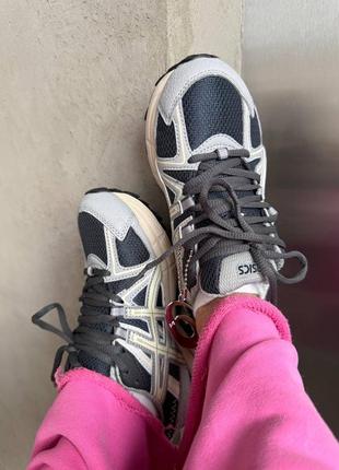 Трендові кросівки asics3 фото