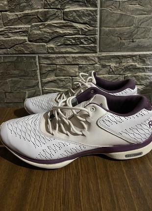 Кроссовки reebok easytone purple + white leather. оригинал.