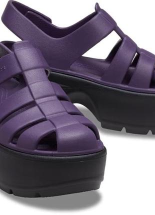 Босоніжки на платформі крокс crocs stomp fisherman, 37, 39