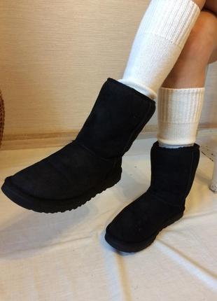 Угги женские ugg classic зимние черные замшевые овчина 40-41