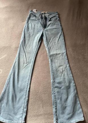 Джинси  levis