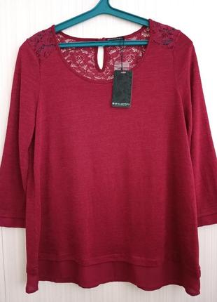 Блузка з мереживом жіноча