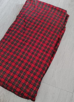 Отрез коттоновой ткани в клетку.