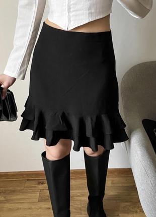 Чорна спідниця міні