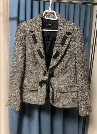 Твідовий піджак