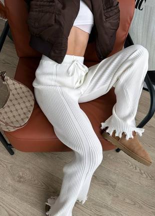 Реал🥰штаны в рубчик теплые вязаные черные белые/брюки женские палаццо с бахромой белые...