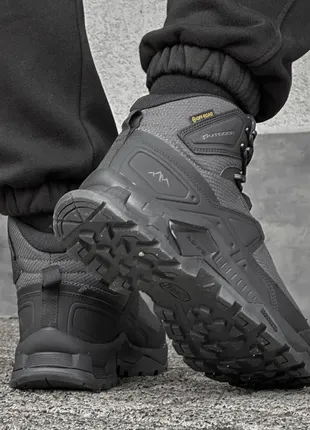 Мужские зимние удобные влагостойкие ботинки с мехом,черные,серые,полосные, походные, зима6 фото