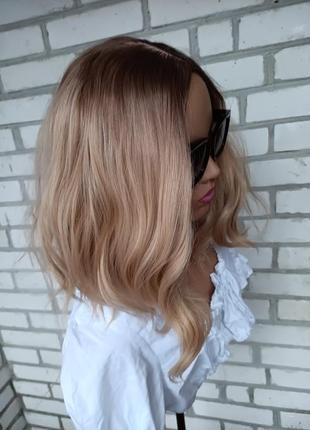 Парик фирменный термо фибра .