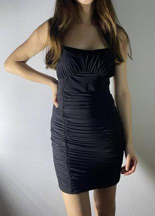 Платье облегающее