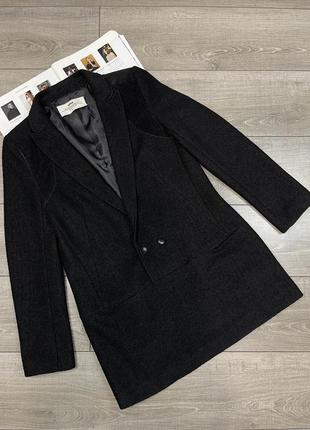 Розкішна фірмова сукня піджак initial the unusual experience