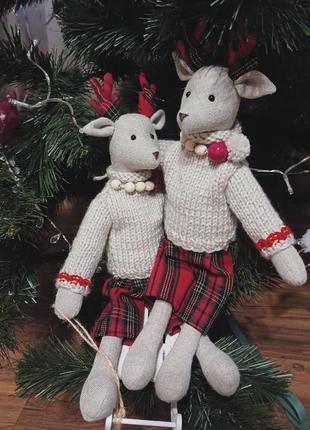 Новогодние олени ручной работы