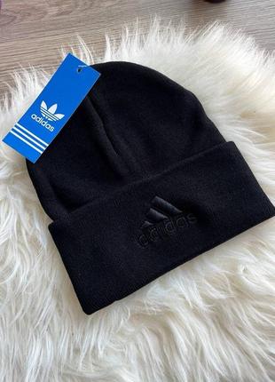 Мужская зимняя теплая шапка adidas