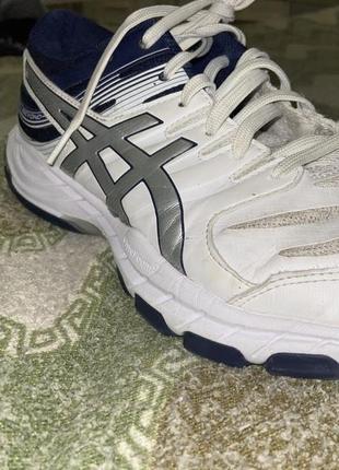 Кроссовки asics