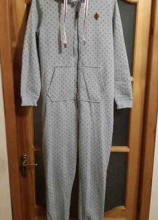 Продам кигуруми для взрослых esmara