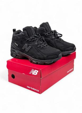 New balance 740
❄️ fur ❄️
• black • 5