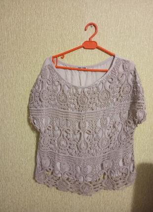 Блуза з мереживом