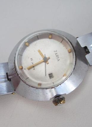 Часы женские "заря" механика. знак качества. ссср. на ходу. №32