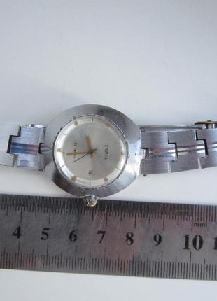 Часы женские "заря" механика. знак качества. ссср. на ходу. №32