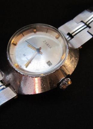 Часы женские "заря" механика. знак качества. ссср. на ходу. №32