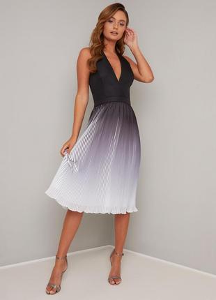 Новое плиссированное платье омбре chi chi london рр. 10 uk черное черно-белое вечернее платье миди халтер