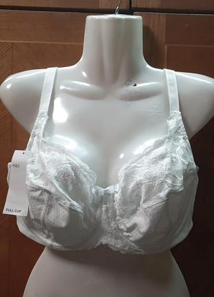 Новый красивый мягкий бюстгалтер с кружевом р.38d 85d от marks &amp; spencer