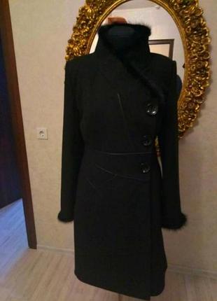 Пальто зимнее
