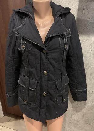 Куртка деми 46