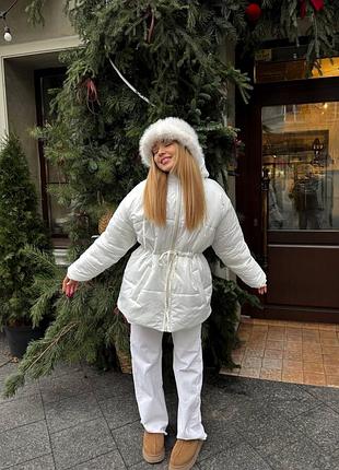 Курточка жіноча силуетна зимова тепла