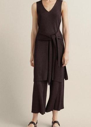 Костюм  брючний в рубчик massimo dutti