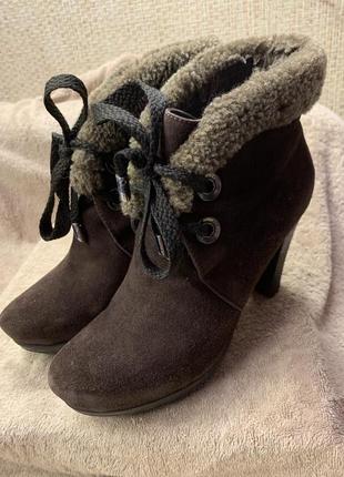 Ботинки натуральные 38