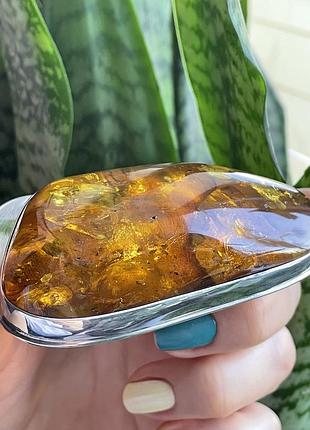 Потрясающий серебряный кулон с натуральным янтарем