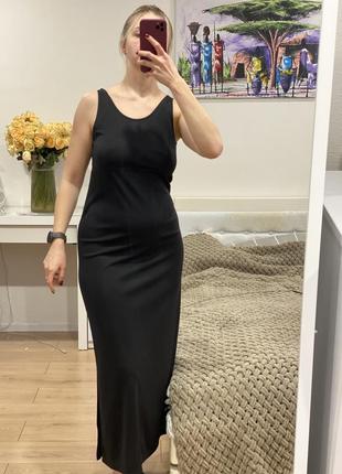 Платье черное