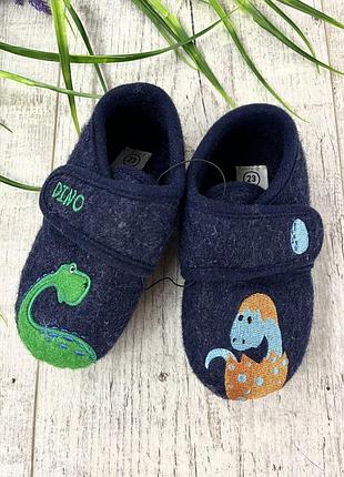 Детские тапочки