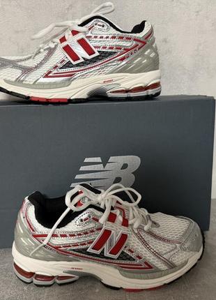 Кроссовки new balance 19068 фото
