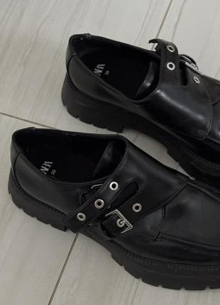 Лоферы zara