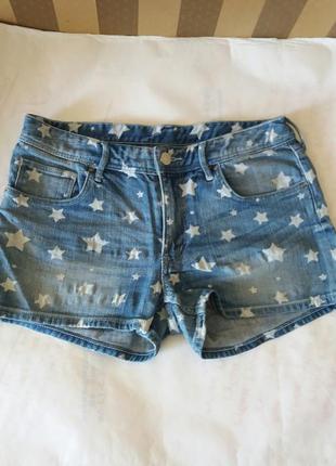 Джинсові шорти.