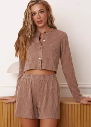 Коротка трикотажна кофта для дому кофта на гудзиках