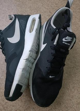 Оригінальні стильні кросівки nike max tavas 36 розміру