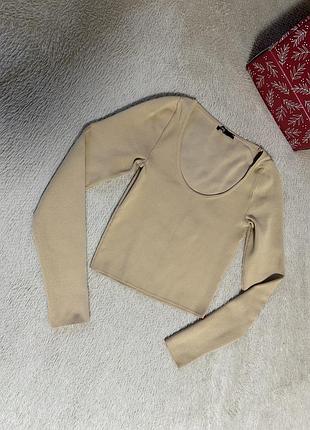 Кремовый кроп-топ