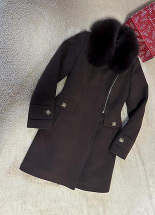 Кашемировое пальто с натуральным мехом