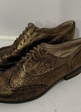 Брендовые женские кожаные  туфли стильного дизайна 23 см лот 46. распродажа!