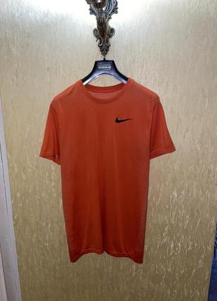Футболка nike