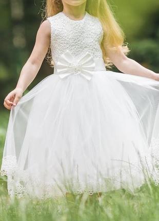 Святкова сукня на дівчинку на 3-5 років 104 110 116 зріст сніжинка