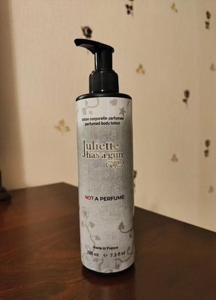 Лосьон для тела juliette not a perfume