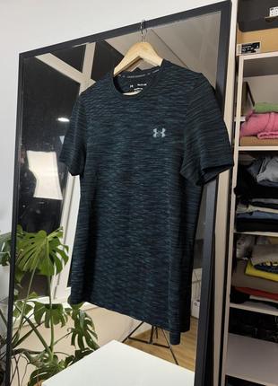 Under armour спортивна футболка
