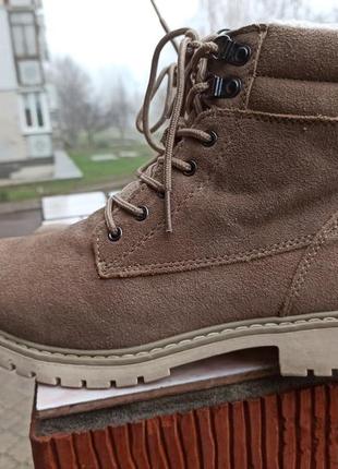 Стильні зимові черевики walkx