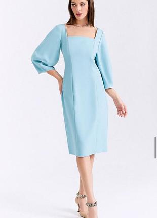 Плаття вовк міді з костюмної тканини з квадратним вирізом