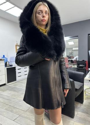 Дубленка натуральная с капюшоном