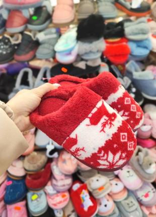 Дитячі капці для дитини. дуже теплі та зручні. гарний  варіант для новорічного подарунку.